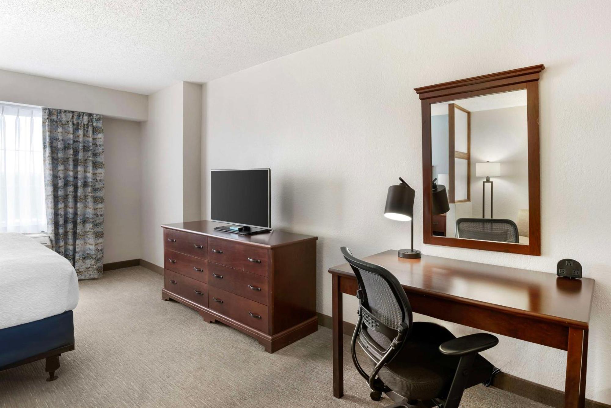 Best Western Plus Crossroads Inn & Suites Zion Crossroads Exteriör bild