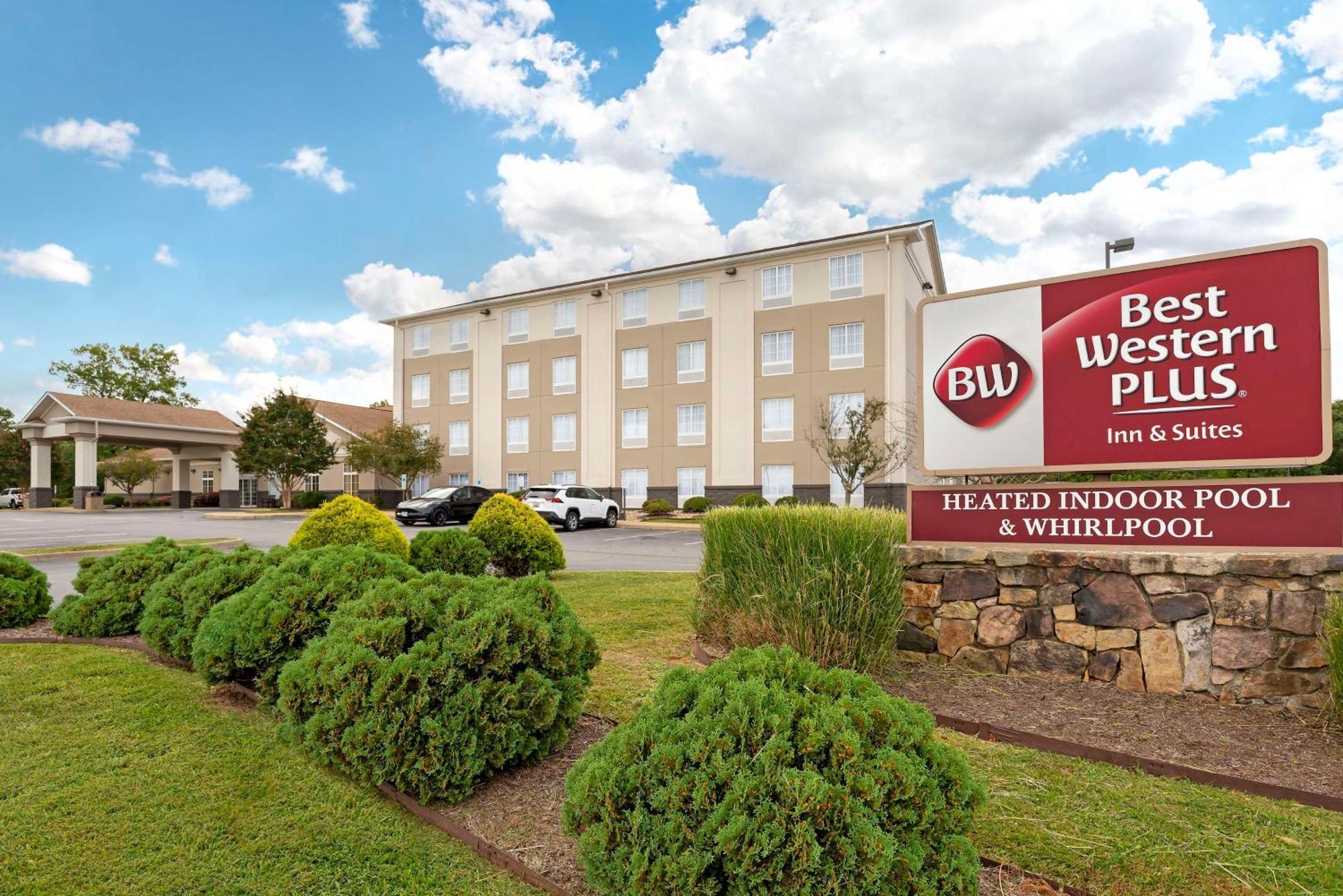Best Western Plus Crossroads Inn & Suites Zion Crossroads Exteriör bild